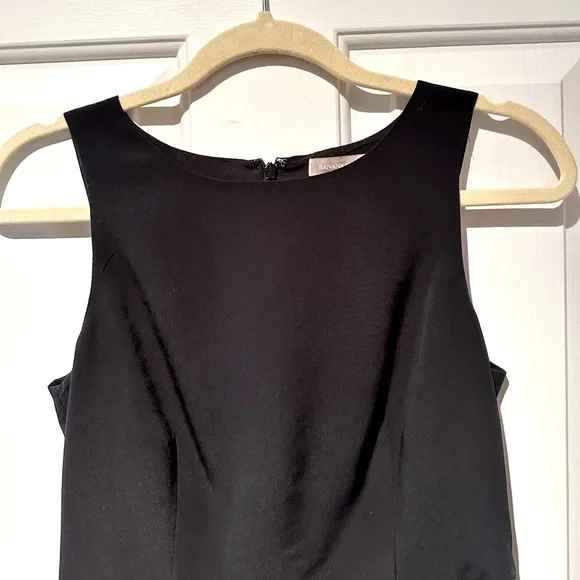 🍁Sale! Classic Black Banana Republic Peplum Top. Size 2 - Picture 2 of 6
